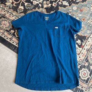 Ariat rebar v neck shirt